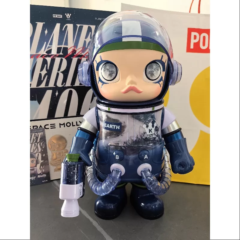 MEGA SPACE MOLLY 400% Planet Series Super Secret Earth 2023 LIMITADO