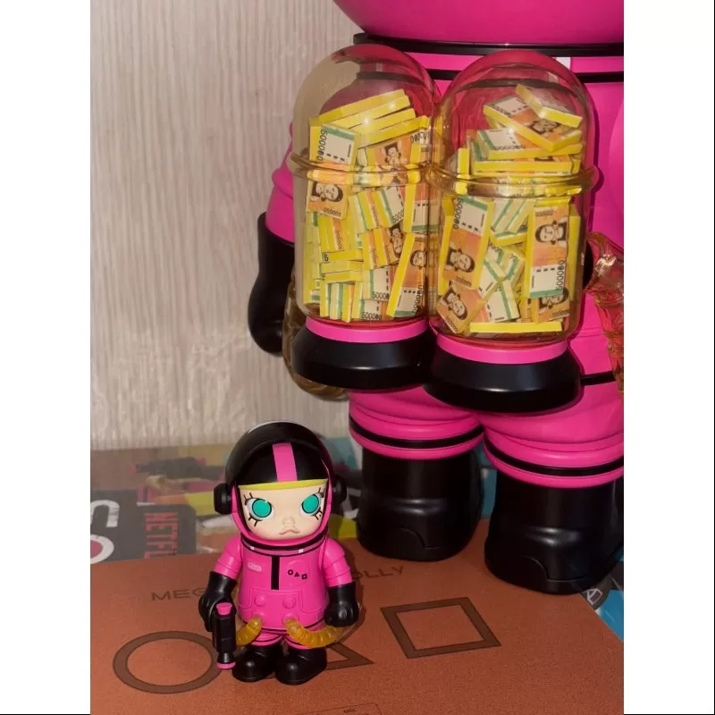 MEGA SPACE MOLLY 400%+100% Juego del Calamar Rosa 2024 Limitada