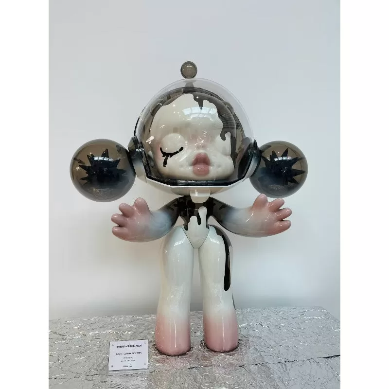 MEGA α SKULLPANDA Entre la luz y la oscuridad Figura 1000% limitada