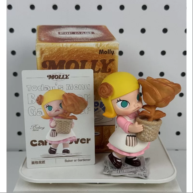 MOLLY Amante de los carbohidratos Horneando Serie temporal Panadero o jardinero