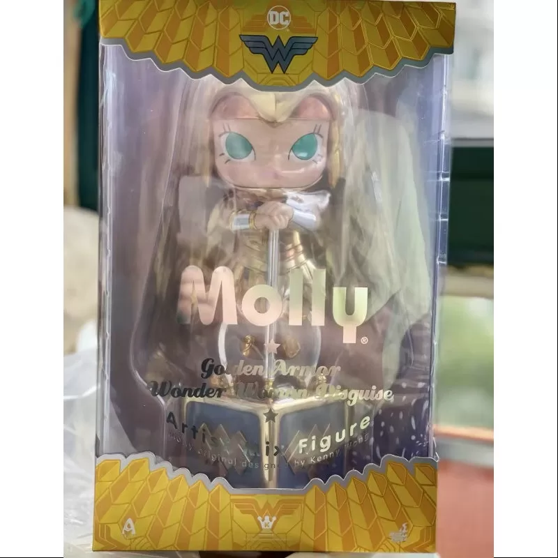 MOLLY Armadura Dorada Mujer Maravilla 2020 Edición Limitada MOLLY Armadura Dorada Mujer Maravilla 2020 Edición Limitada