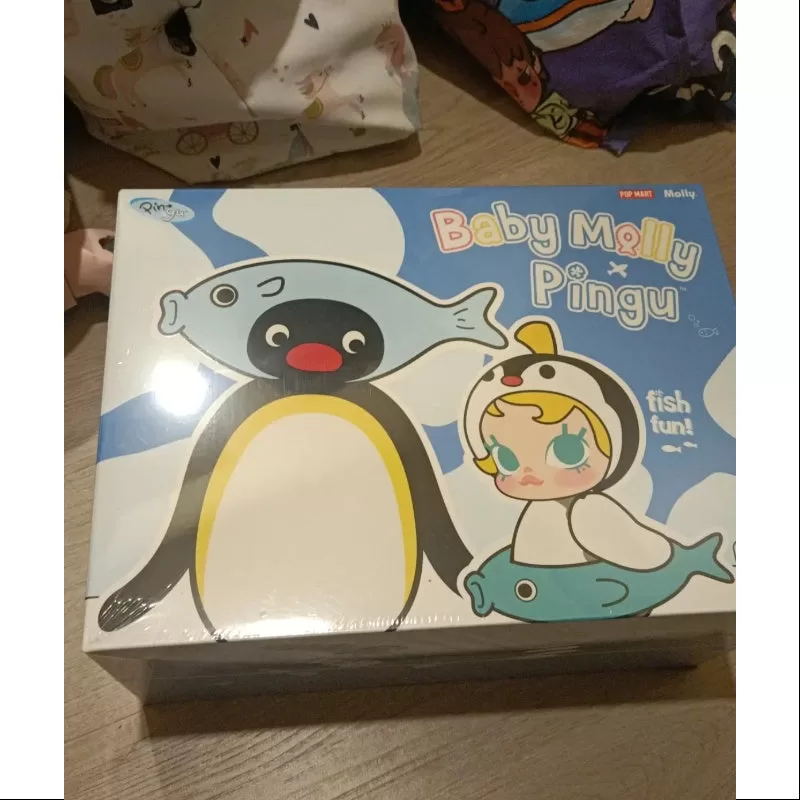 MOLLY Baby Molly x Pingu Fish Fun Figura 2024 LIMITADA
