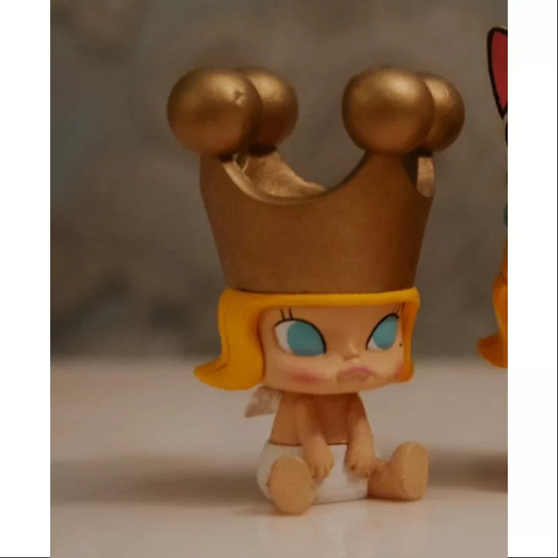 MOLLY Bebé Molly Serie 2 Corona Dorada