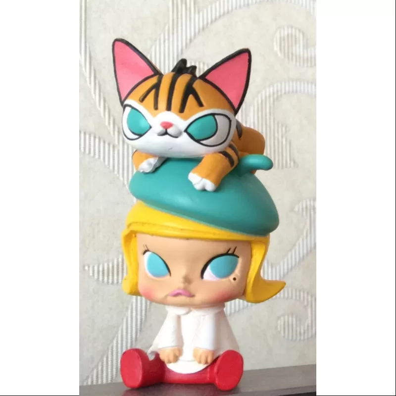 MOLLY Bebé Molly Serie 2 Orejas Grandes Amarillas