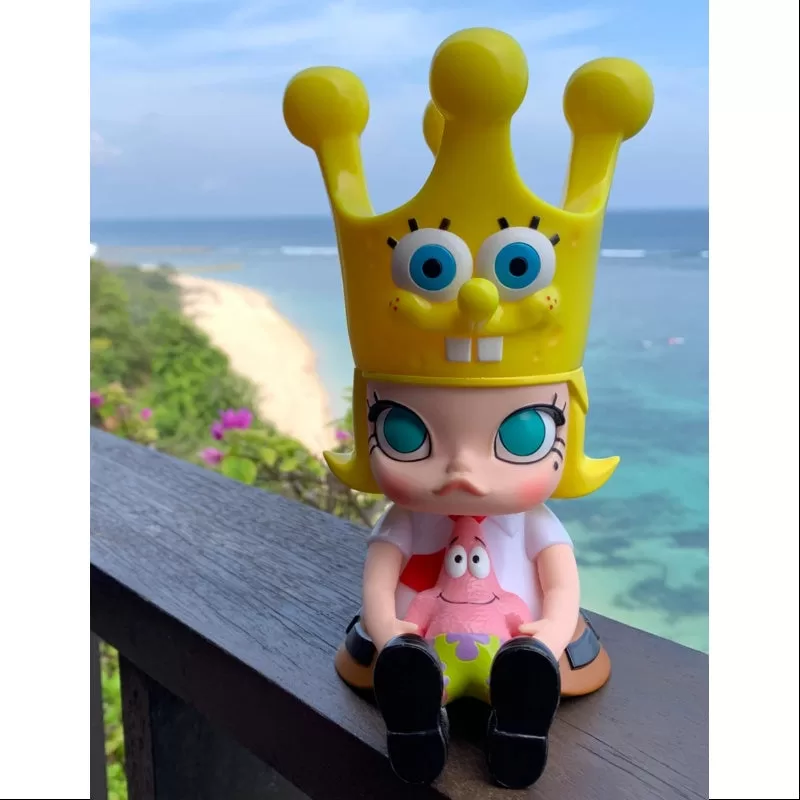 MOLLY Bebé Molly X Bob Esponja Amarillo Edición Limitada 2021