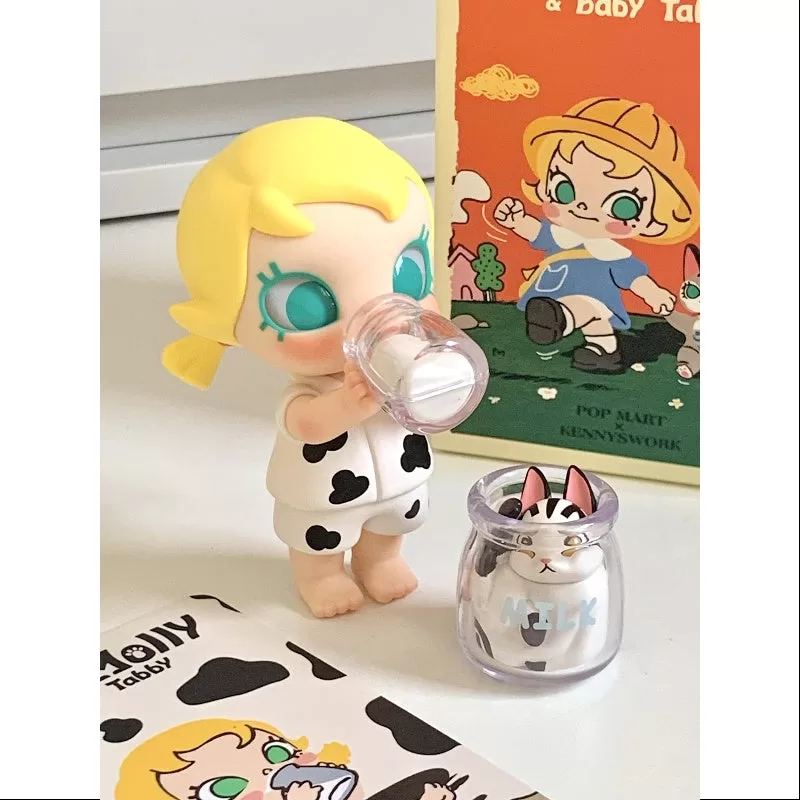 MOLLY Bebé Molly y Bebé Tabby Serie Amante de la Leche