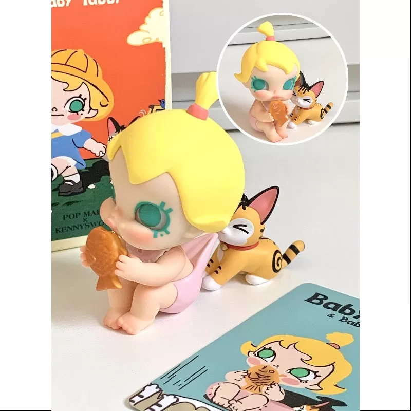 MOLLY Bebé Molly y Bebé Tabby Serie Sneak a Bite