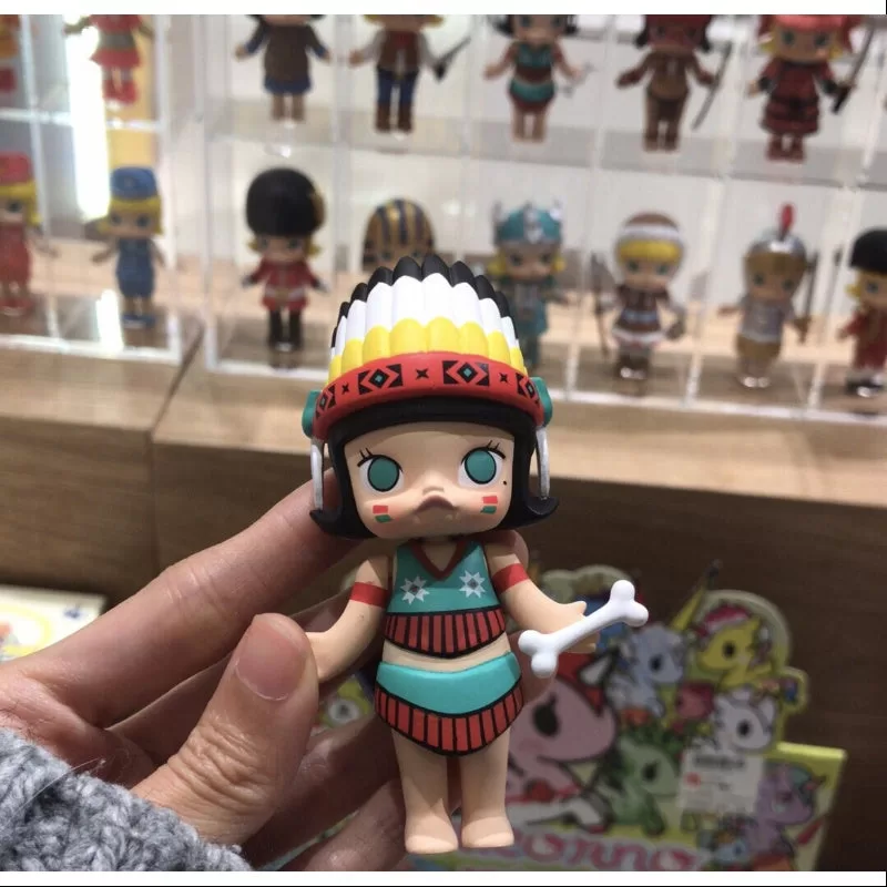 MOLLY Encontrando la Oreja Grande Serie Indio MOLLY Encontrando la Oreja Grande Serie Indio