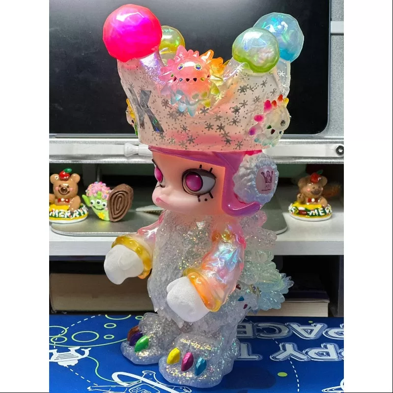 MOLLY Erosión de hielo Molly Prisma 2024 Macau LIMITED MOLLY Erosión de hielo Molly Prisma 2024 Macau LIMITED