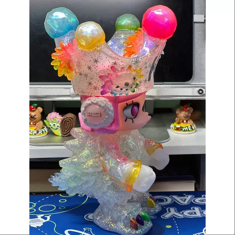 MOLLY Erosión de hielo Molly Prisma 2024 Macau LIMITED MOLLY Erosión de hielo Molly Prisma 2024 Macau LIMITED