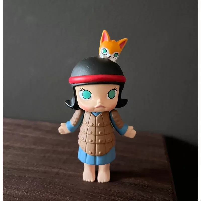 MOLLY Finding Big Ear Series Conjunto completo abierto