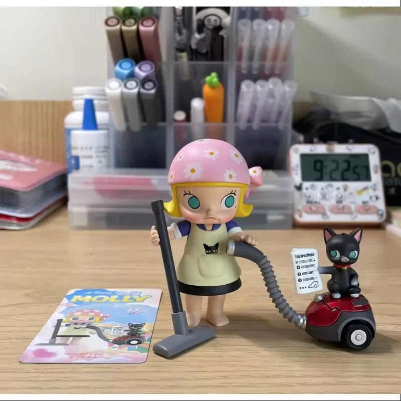 MOLLY Un día aburrido con Molly Serie Criada por un día