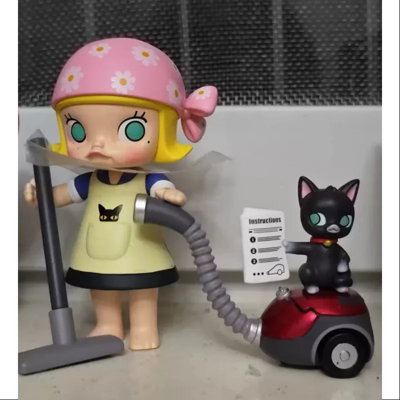 MOLLY Un día aburrido con Molly Serie Criada por un día