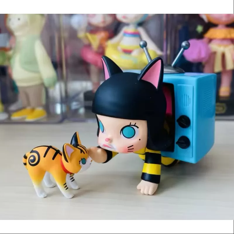 MOLLY Un día aburrido con Molly Serie Mantente valiente