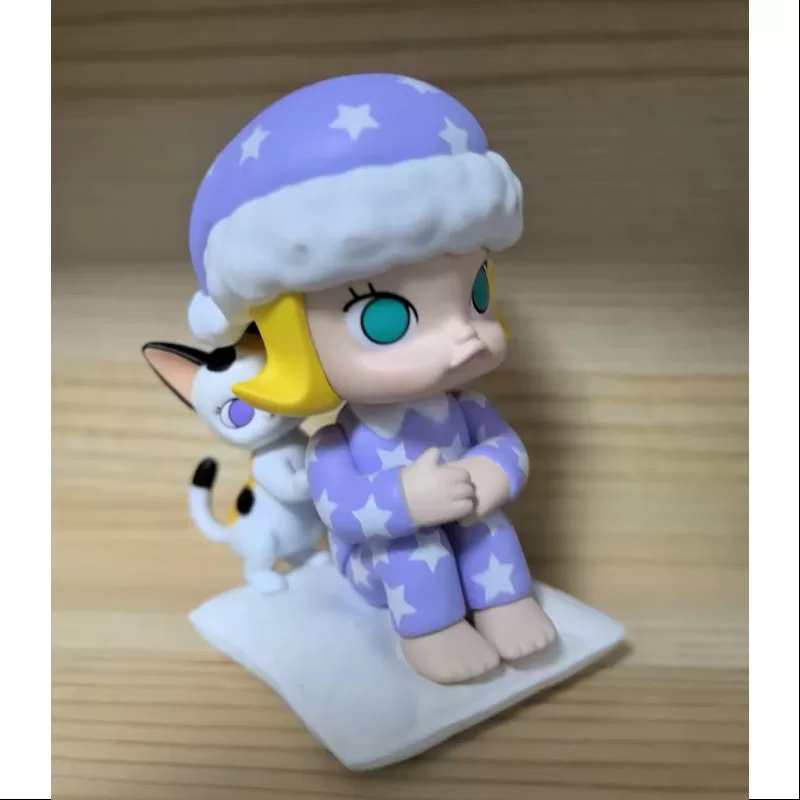 MOLLY Un día de masajes de la serie Molly MOLLY Un día de masajes de la serie Molly