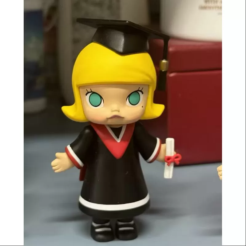 MOLLY Vida escolar de Molly Serie Graduada