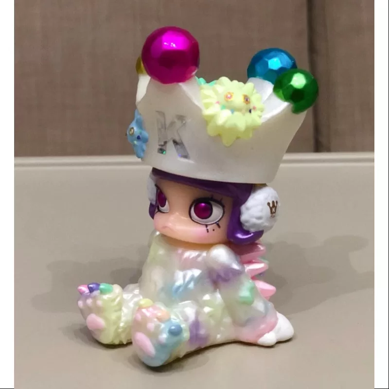 MOLLY X Instinctoy Baby Erosion Molly White Edición Limitada 2019