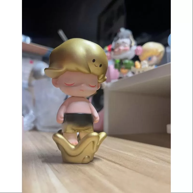 Minifigura del Rey sin corona de DIMOO WORLD Edición limitada (color especial) Minifigura del Rey sin corona de DIMOO WORLD Edición limitada (color especial)