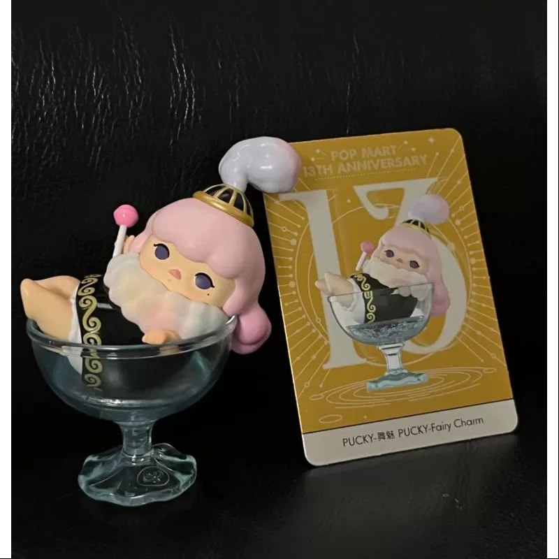 PUCKY Spotlight Pop Mart Serie 13.º aniversario PUCKY