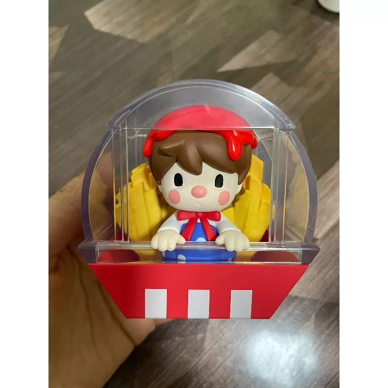 Papas fritas giratorias de la serie Foodie Funhouse de Sweet Bean x KFC