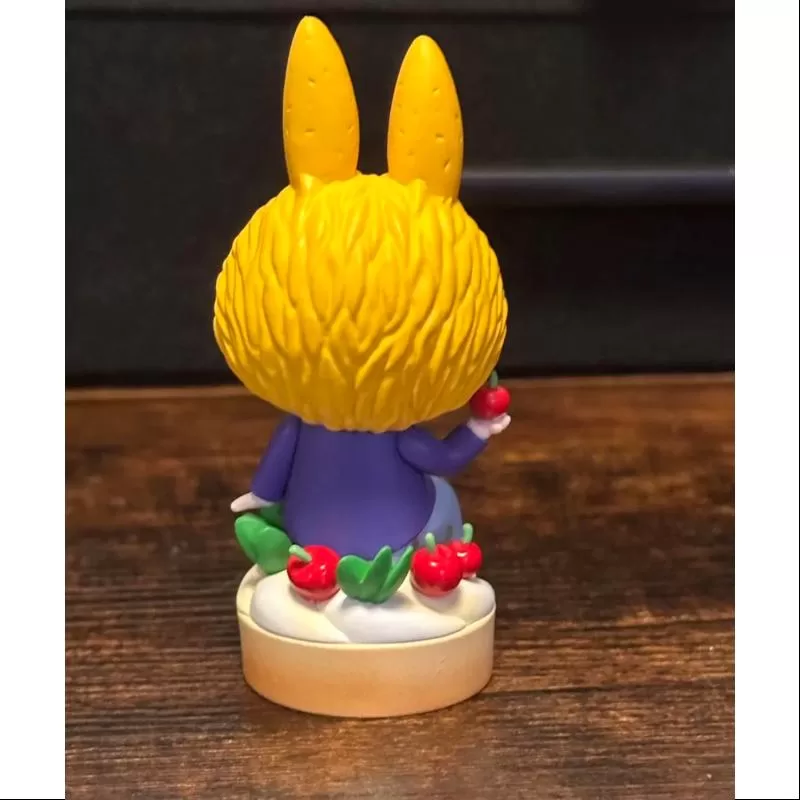 Pastel de merengue Labubu The Monsters Patisserie Series Tutti frutti