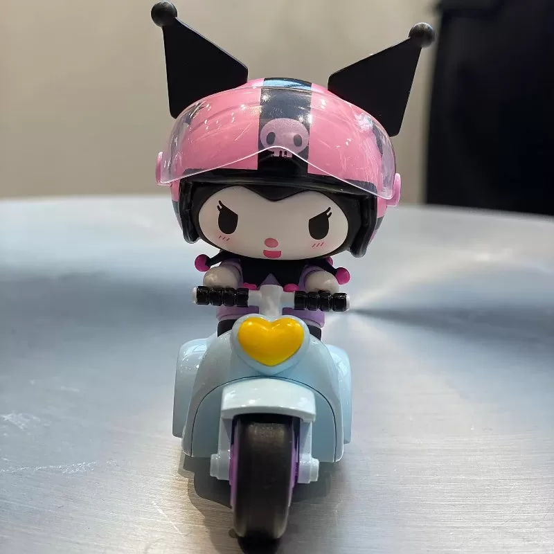 Personajes de Sanrio Serie Sweet Besties Motocicleta Kuromi