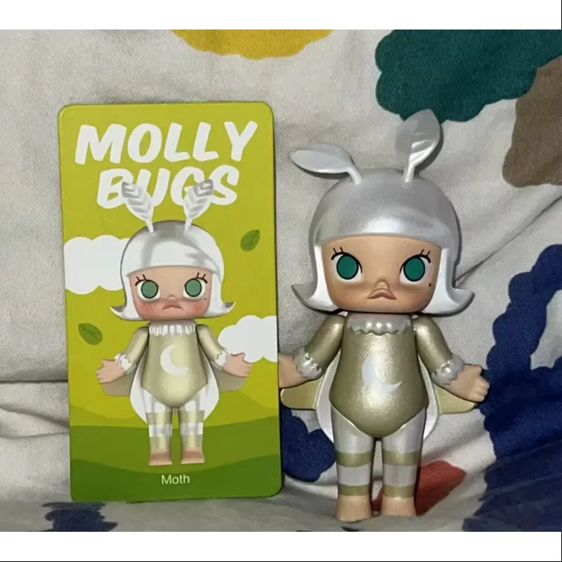 Polilla de la serie MOLLY Bugs