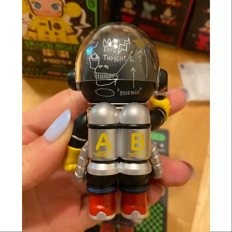 SPACE MOLLY MEGA 100% Serie 2 JEAN-MICHEL BASQUIAT