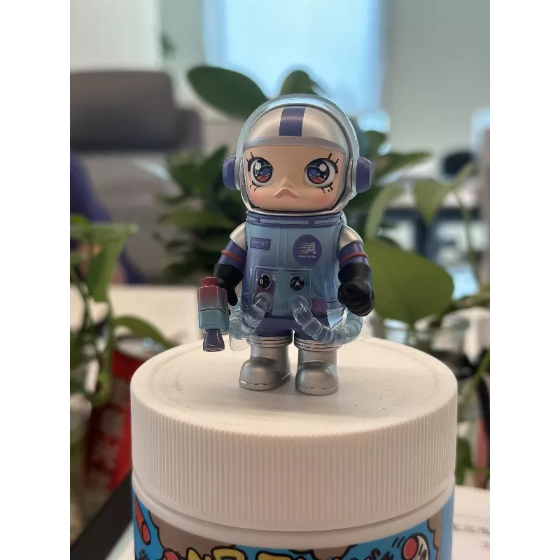 SPACE MOLLY MEGA 100% Serie 3 Secreto Louis De Guzman SPACE MOLLY MEGA 100% Serie 3 Secreto Louis De Guzman