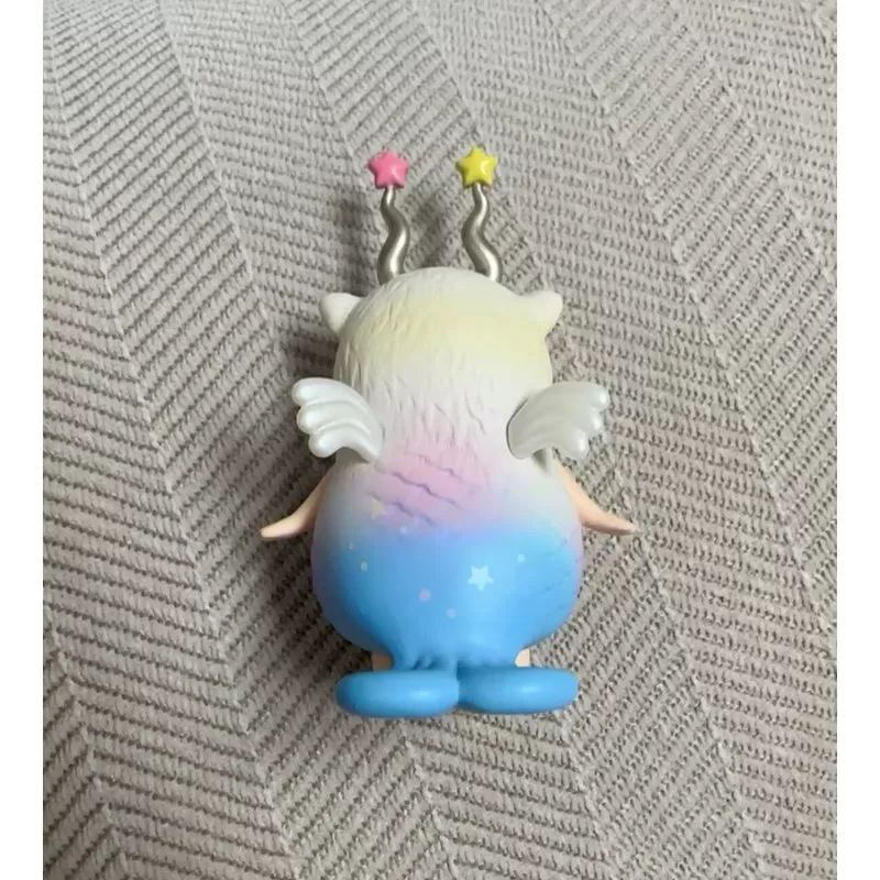 Serie Bebés Horóscopo PUCKY Bebé Capricornio Serie Bebés Horóscopo PUCKY Bebé Capricornio