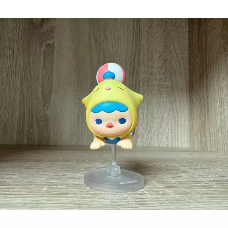 Serie Bebés Voladores PUCKY Bebé Globo de Fuego