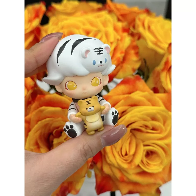 Serie DIMOO Reino Animal Los tigres aprenden a caminar