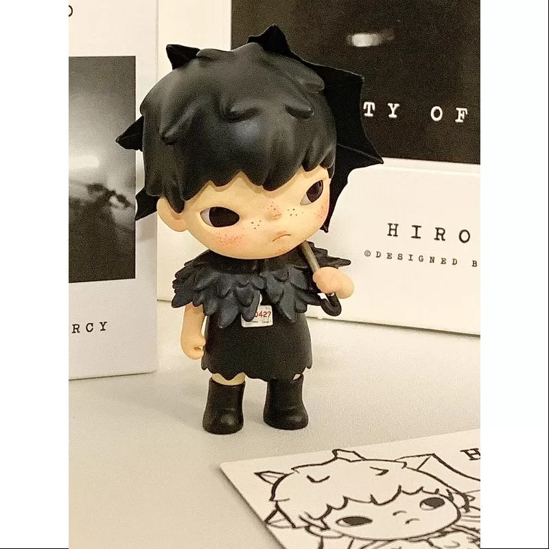 Serie Hirono Ciudad de la Misericordia ÁNGEL CAÍDO