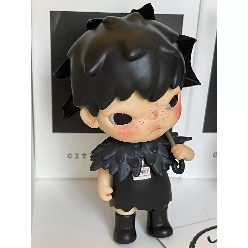 Serie Hirono Ciudad de la Misericordia ÁNGEL CAÍDO