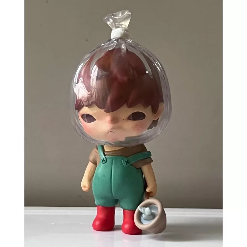 Serie Hirono Little Mischief Loose Fish