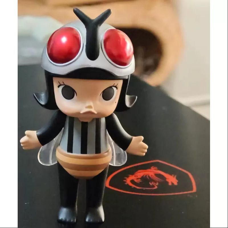 Serie MOLLY Bugs Fly