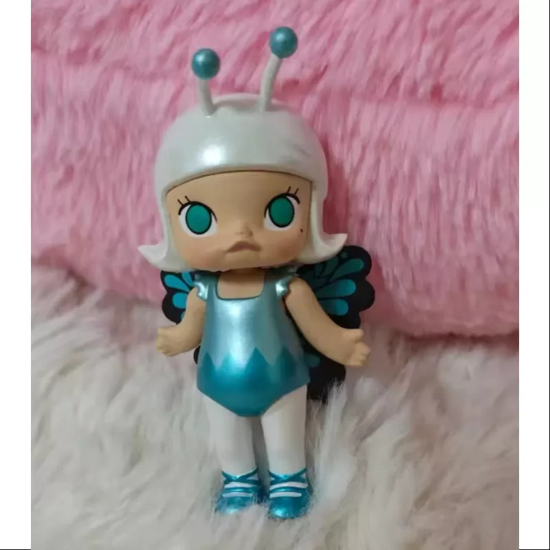 Serie MOLLY Bugs Mariposa Emperador Azul