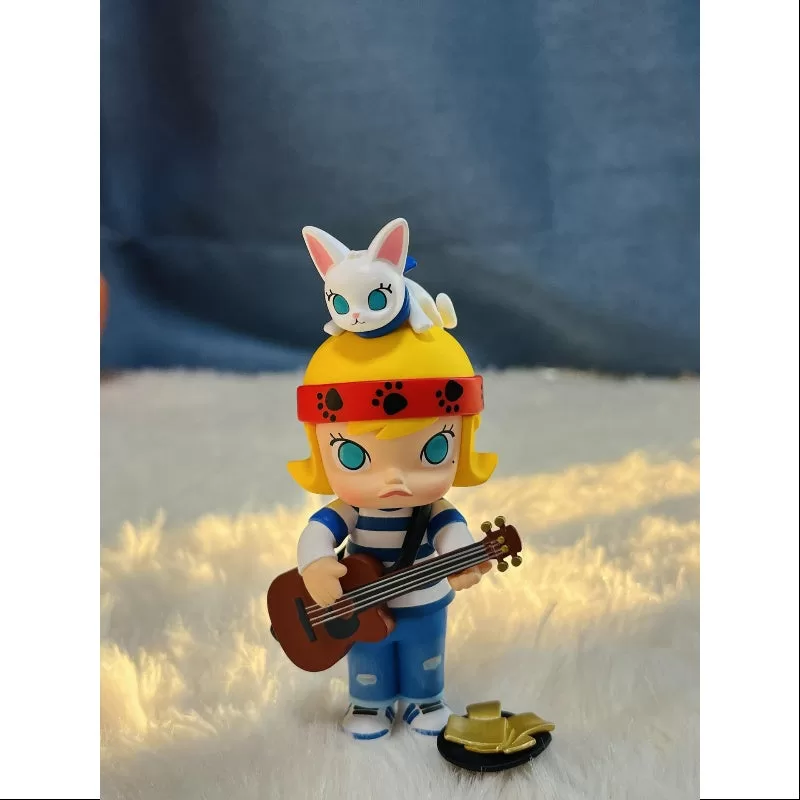 Serie MOLLY Imaginary Wandering Conjunto completo abierto Serie MOLLY Imaginary Wandering Conjunto completo abierto