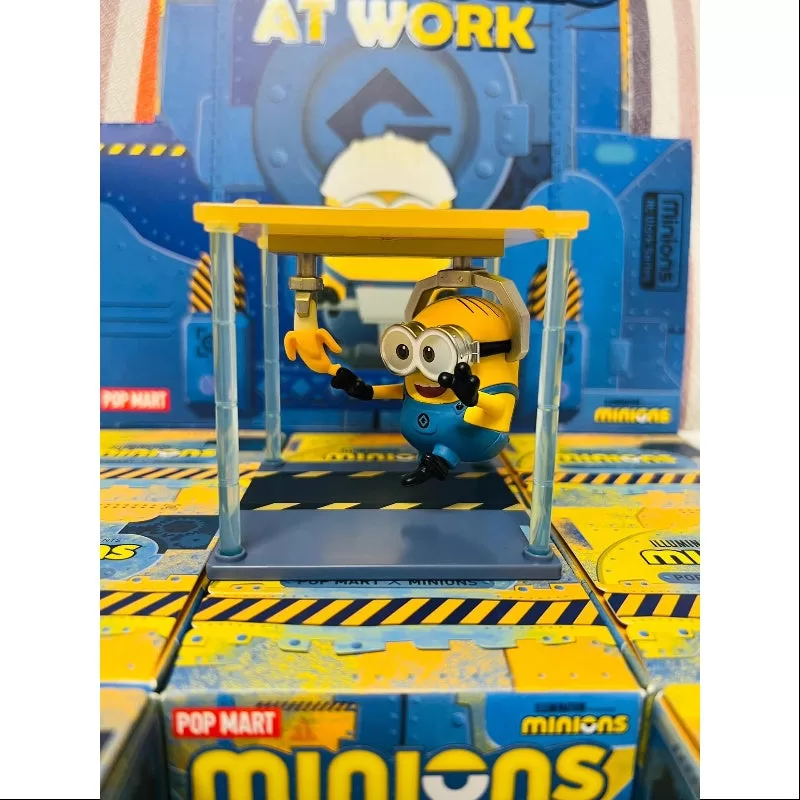 Serie Minions en el trabajo: Dave atrapa la grúa