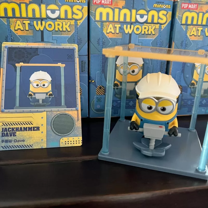 Serie Minions en el trabajo Dave el martillo neumático