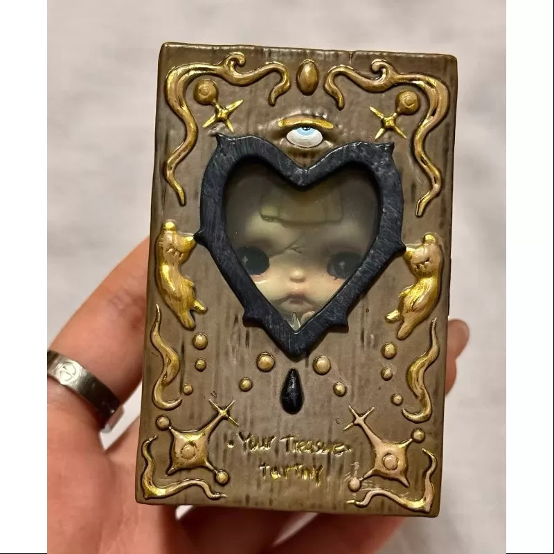 Serie Prólogo TINYTINY: El regalo secreto perfecto (1/144)