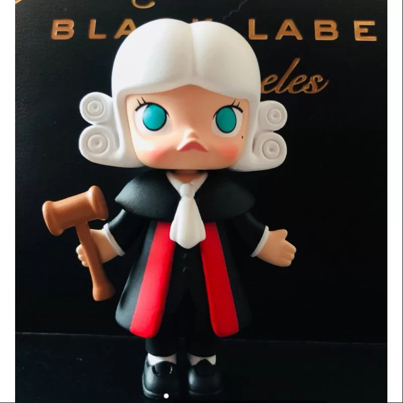 Serie de Carreras MOLLY 2 Juez Secreto (1/144)