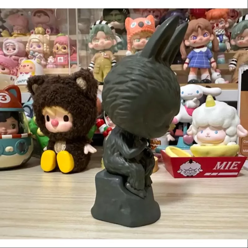 Serie de arte Labubu Los Monstruos EL PENSADOR