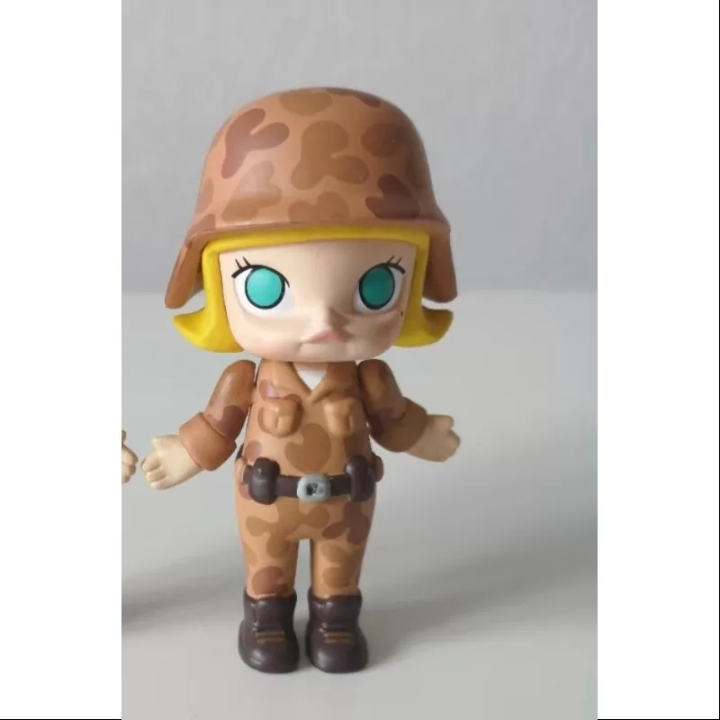 Serie de carreras de MOLLY 1 Soldado Brown