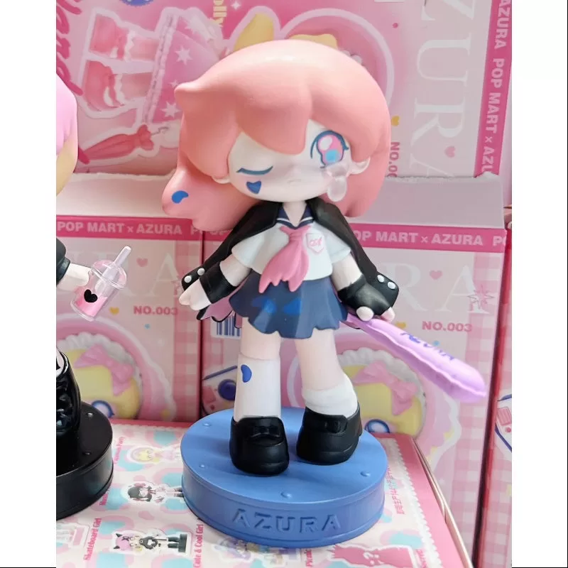 Serie de vestuario AZURA Jóvenes de sangre caliente