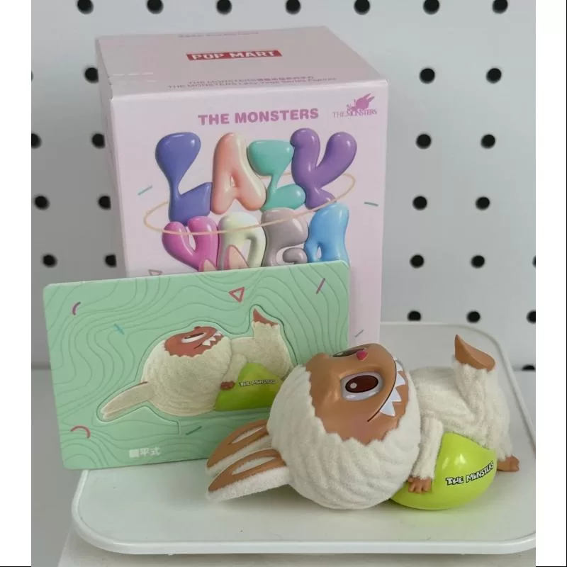 Serie de yoga perezoso de Labubu The Monsters (Acuéstate)