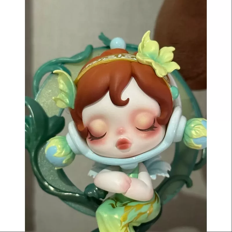 Skullpanda Destacado Pop Mart Serie 13.º Aniversario Skullpanda Secreto (1/144) Skullpanda Destacado Pop Mart Serie 13.º Aniversario Skullpanda Secreto (1/144)