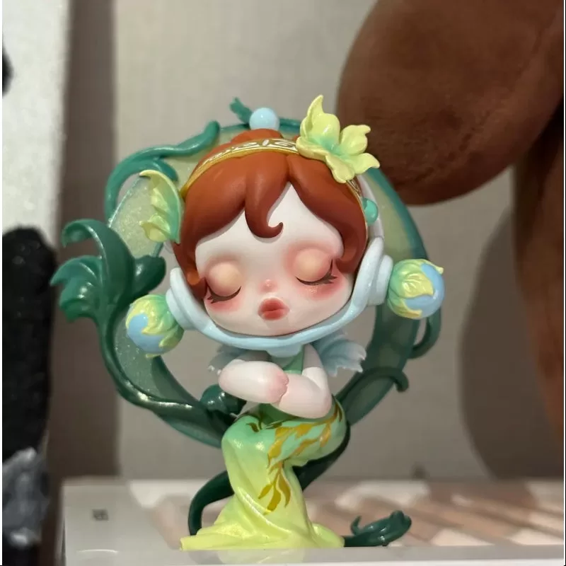 Skullpanda Destacado Pop Mart Serie 13.º Aniversario Skullpanda Secreto (1/144) Skullpanda Destacado Pop Mart Serie 13.º Aniversario Skullpanda Secreto (1/144)