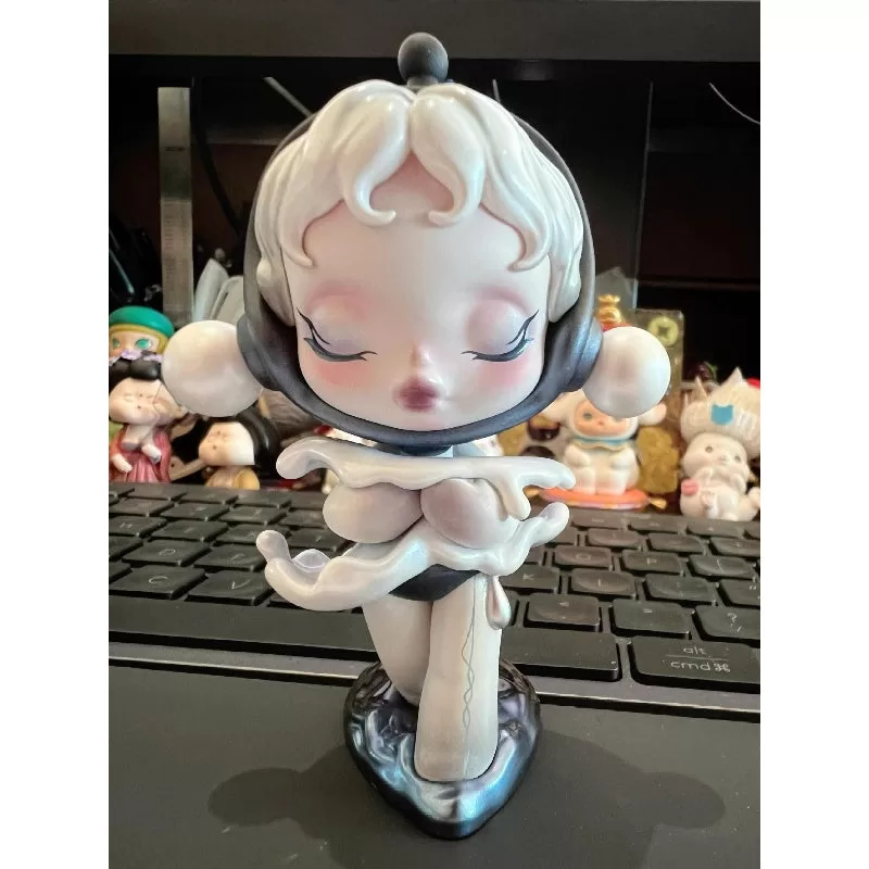 Skullpanda La Serie del Sonido La Pensamiento