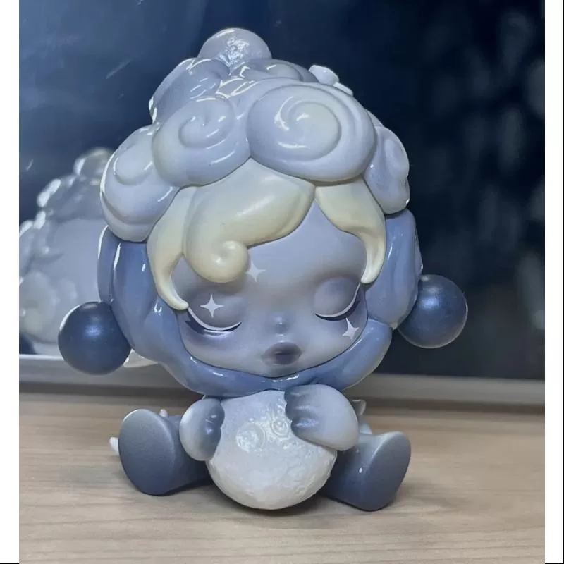 Skullpanda La Tinta Serie Flor de Ciruelo La Luna